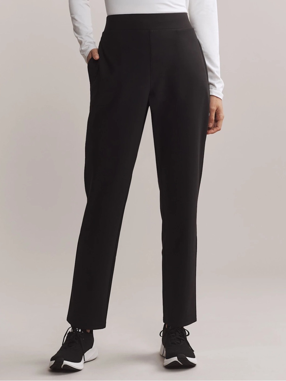 RHONE | Outplay Fleece Lined Pull-On Pant in Black, Size Large